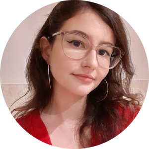 Rebecca Uffindell Headshot